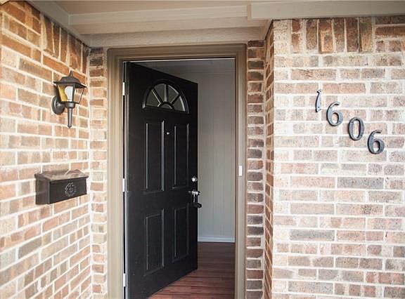 4th image of 1606 Cecil Dr