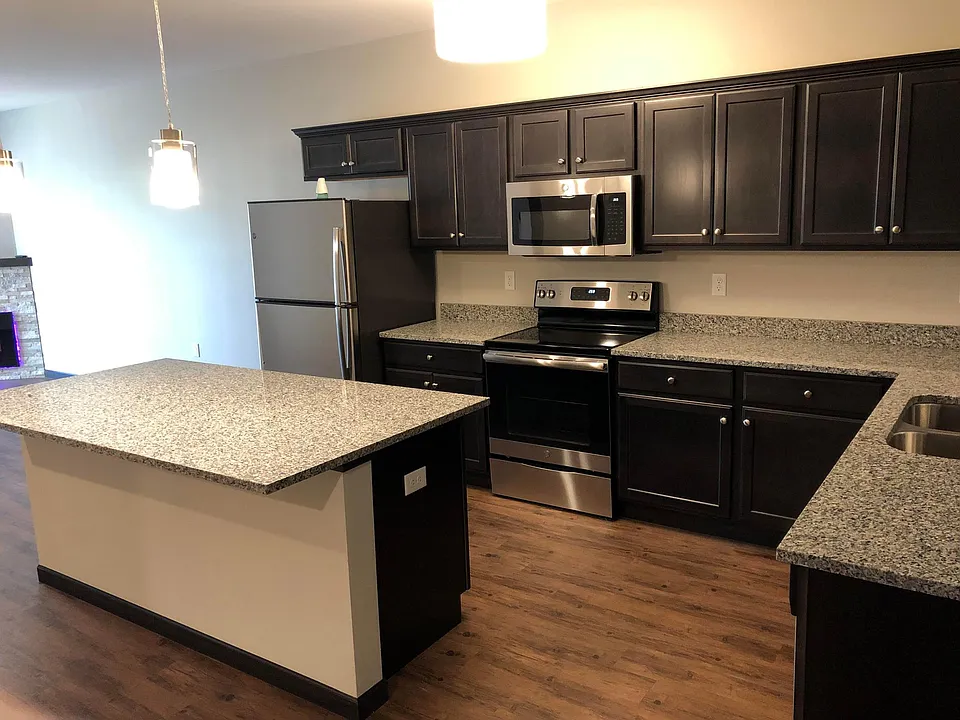 2863 Spring Rose Cir #204