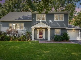 27 Glenbrook Rd, New Providence, NJ 07974