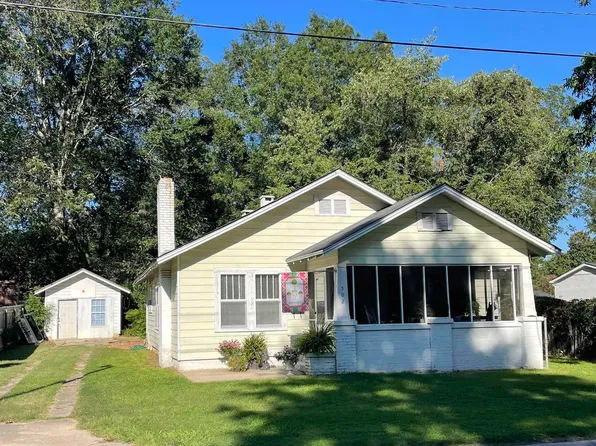 502 10th St N, Clanton, AL 35045