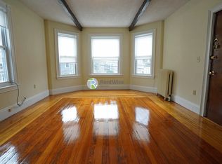80 Robbins St APT 4, Waltham, MA 02453