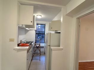 2165 Matthews Ave APT 2J, Bronx, NY 10462