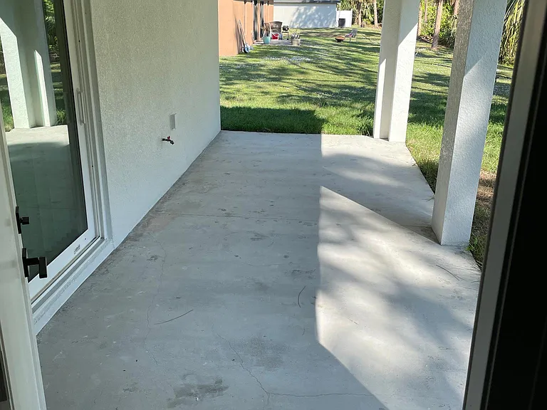 921 SE 24th Ave — Photo 7