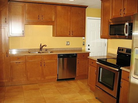 Kitchen1.jpg