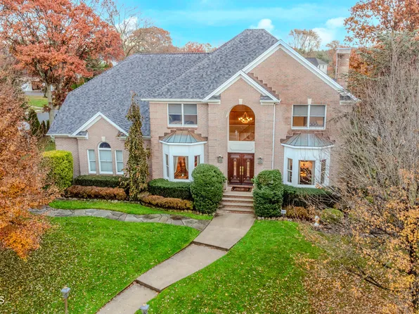 24 Oxford Drive, Ocean Twp, NJ 07712