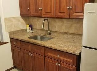 4323 165th St #3A, Flushing, NY 11358