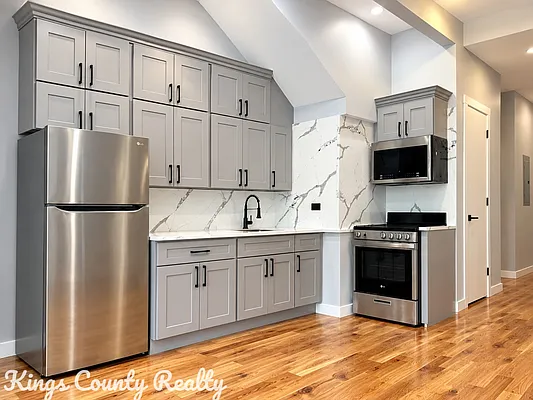 Kitchen, photo 1