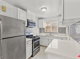 4108 Santa Rosalia Dr APT A, Los Angeles, CA 90008