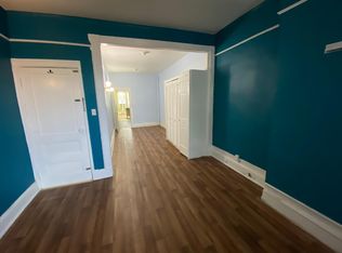 7136 68th Pl APT 2R, Glendale, NY 11385