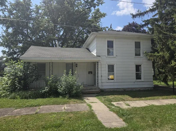 201 Marengo Rd, Harvard, IL 60033