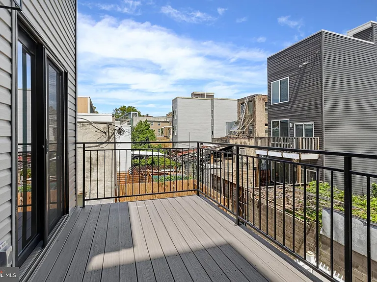 1843 E Hazzard St #2 — Photo 8