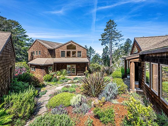 3rd image of 35148 Crows Nest Drive