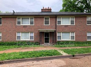 3900 Roland Blvd UNIT B, Saint Louis, MO 63121
