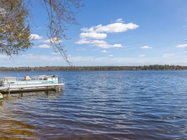 247 Camelot Shores Drive, Farmington, NH 03835