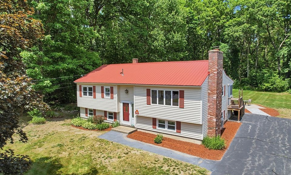 1st image of 335 Pelham Rd