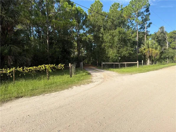 13225 85th St, Fellsmere, FL 32948