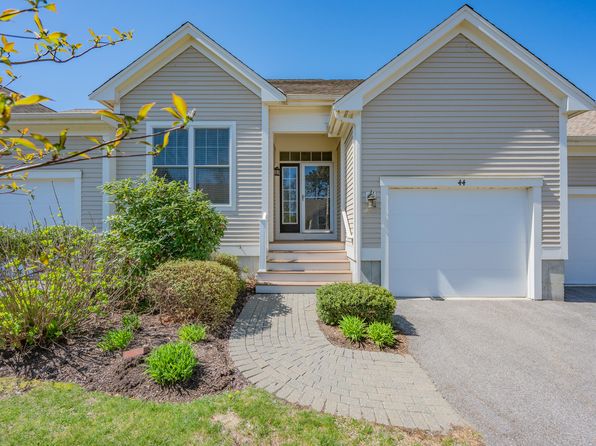 44 Twin Oaks Drive, Mashpee, MA 02649