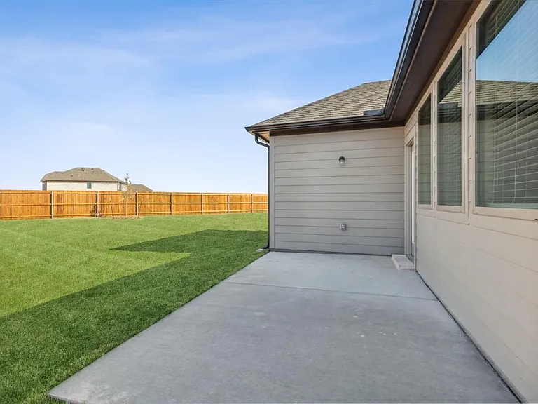 907 Hazel Dr — Photo 30