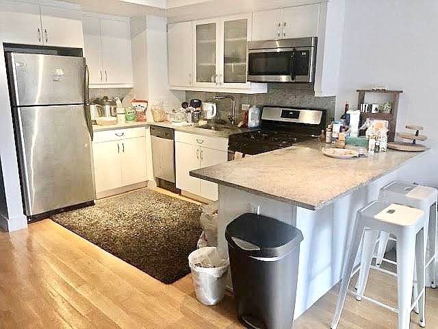 1st image of 1677 Lexington Ave APT 6e