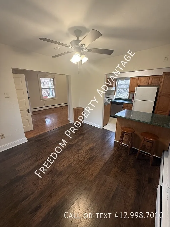 1305 Stem St photo 1