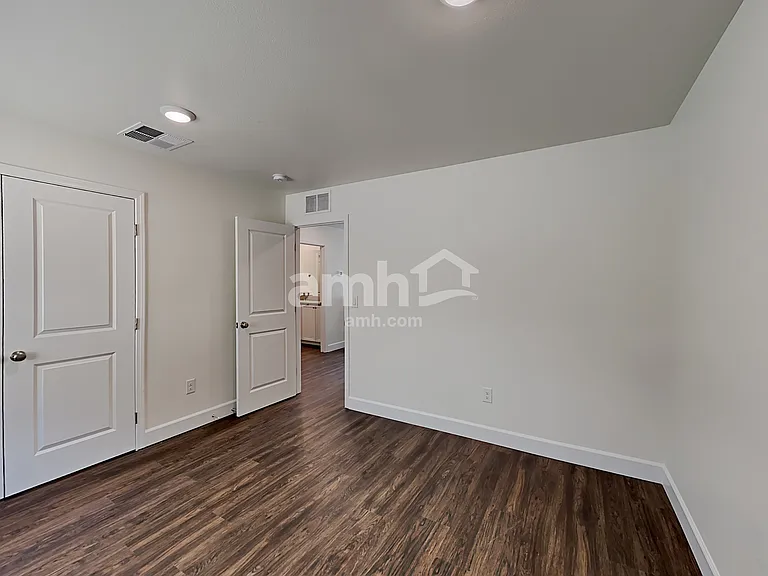 6023 Theodore St — Photo 21