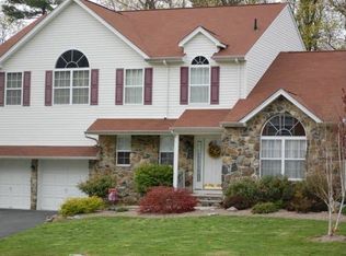 108 Continental Rd, West Milford, NJ 07480