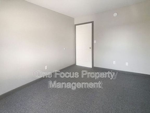 3rd image of 415 E Church St APT 5