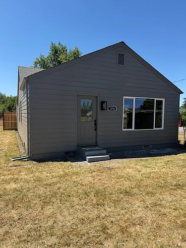 1096 43rd Ave Photo 1