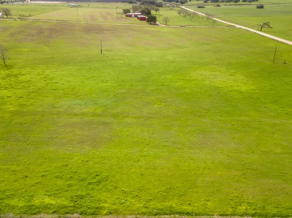 2 TRACT CR 358 CR 359A LOT 2, Shiner, TX 77984