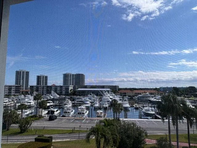 907 Marina Dr #402 — Photo 47