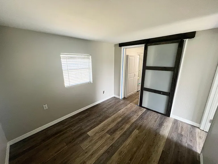1303 North Ave — Photo 10