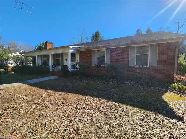 5331 Silas Creek Pkwy, Winston Salem, NC 27106