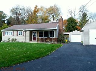 124 Lilac Ln, State College, PA