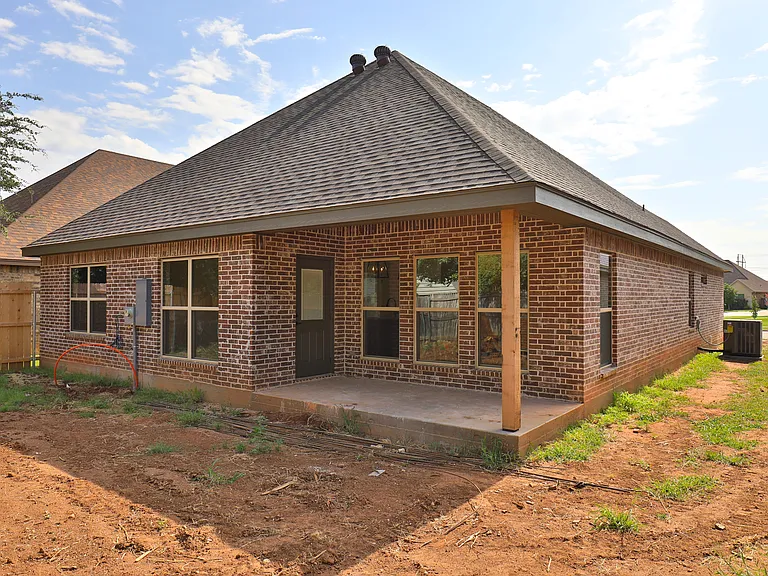 5702 Legacy Dr — Photo 39