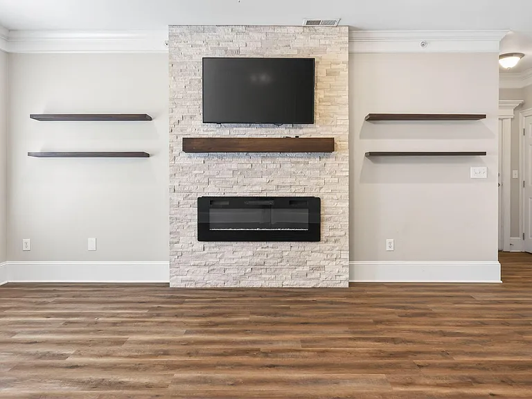 423 Waterford Lake Dr — Photo 16