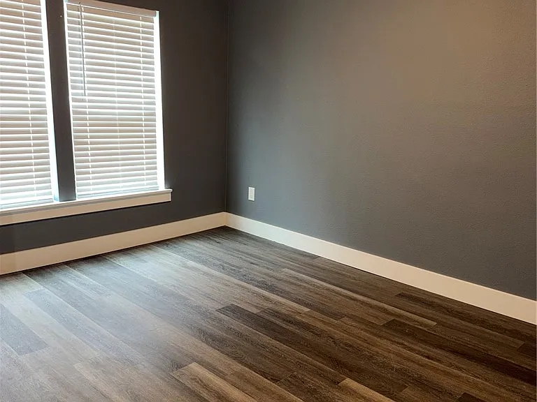 405 E Evans St — Photo 8