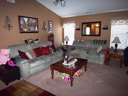 2nd image of 214 S Brookfield Dr