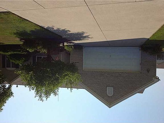 2nd image of 26338 W Wexford Dr