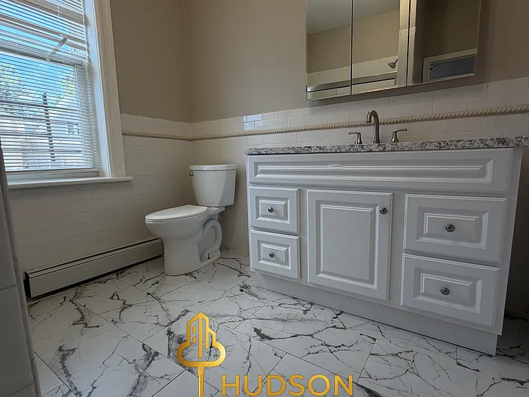 214 Bidwell Ave #2 — Photo 8
