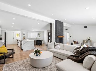 304 Hanover Dr, Costa Mesa, CA 92626