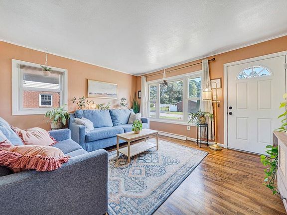 4th image of 620 Orlando Ave