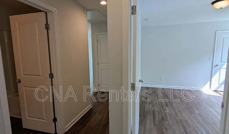 2367 Summit Ave — Photo 14