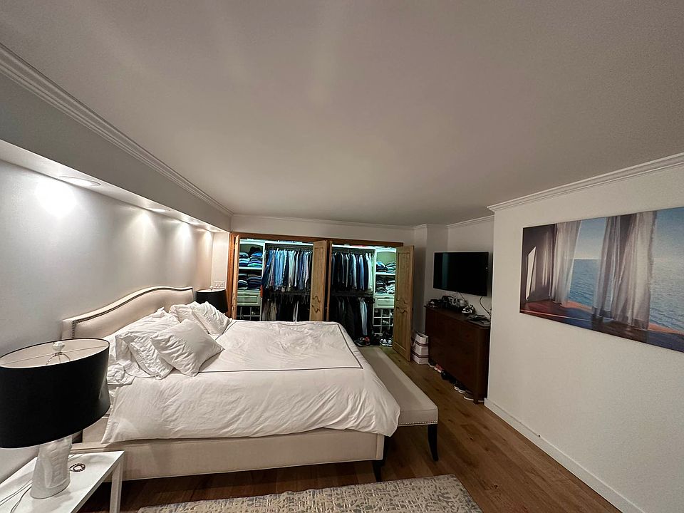 1st image of 279 E 44th St APT 4J