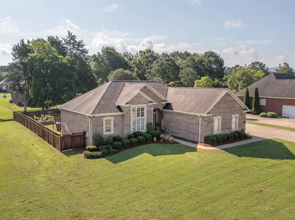 1102 Jackson Way SW, Jacksonville, AL 36265