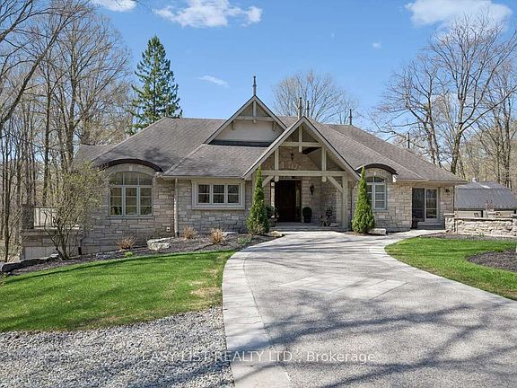 2nd image of 3314 Sandhills Rd