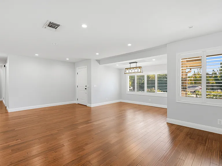 376 Quiet Ct — Photo 8