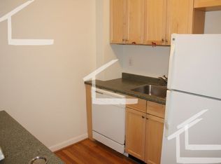 4 Symphony Rd APT 1, Boston, MA 02115