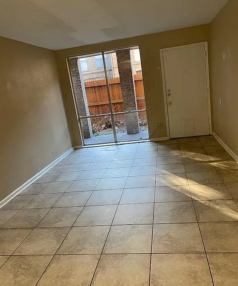 4635 Wild Indigo St #497 — Photo 2