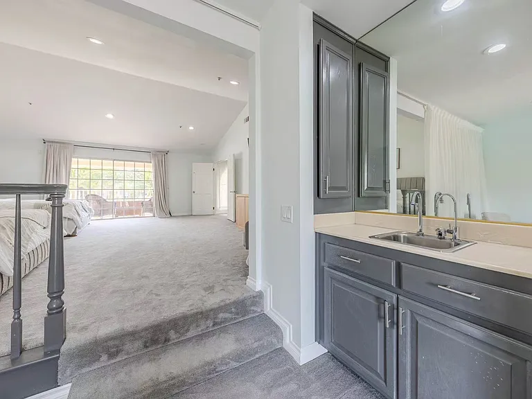 1209 Midwickhill Dr — Photo 20