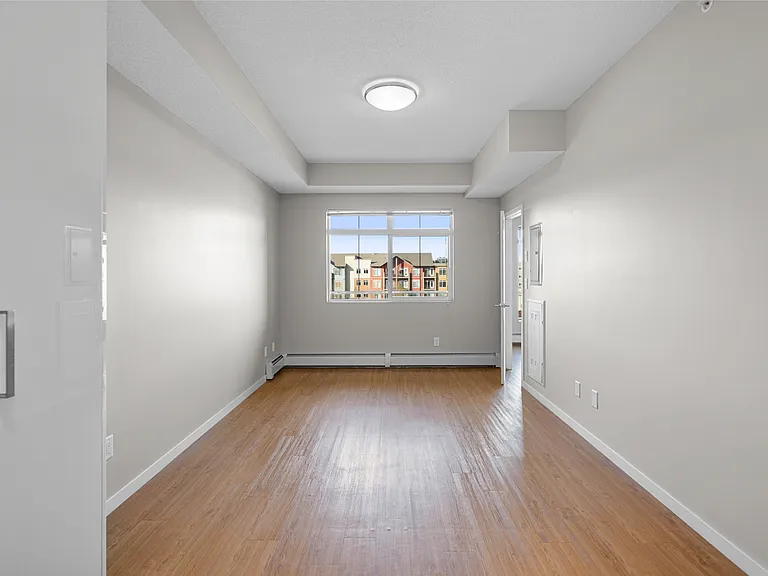 104 Mackenzie Way SW — Photo 17